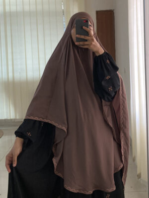 ZWAIRIYA KHIMAR