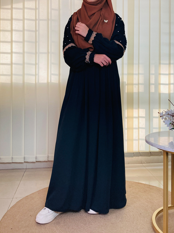 KIYARA GOWN BLACK