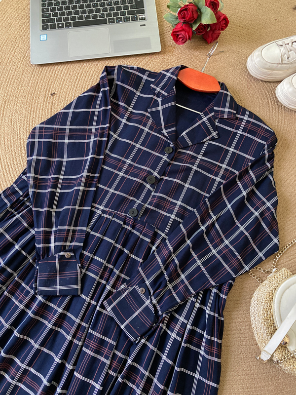 NAFIA GOWN NAVY CHECKERED