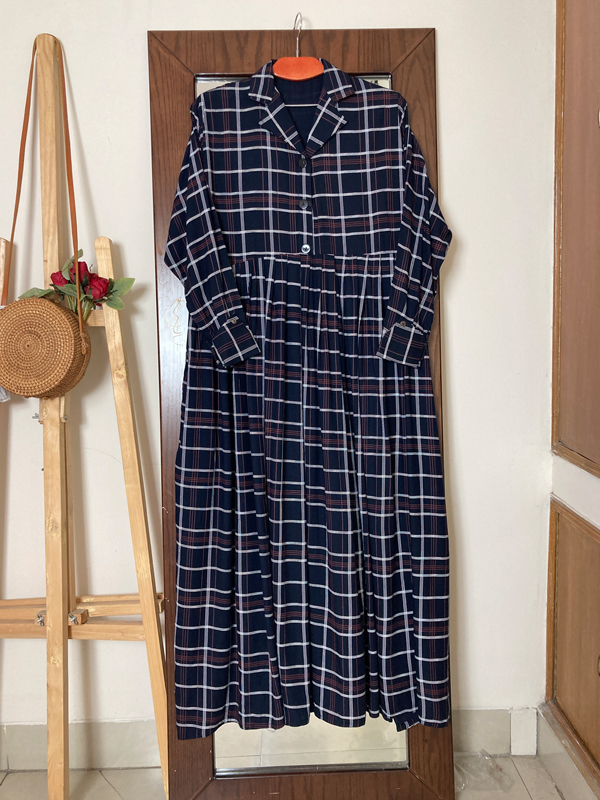 NAFIA GOWN NAVY CHECKERED