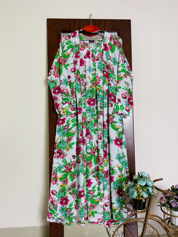 NAFIA GOWN WHITE PRINT