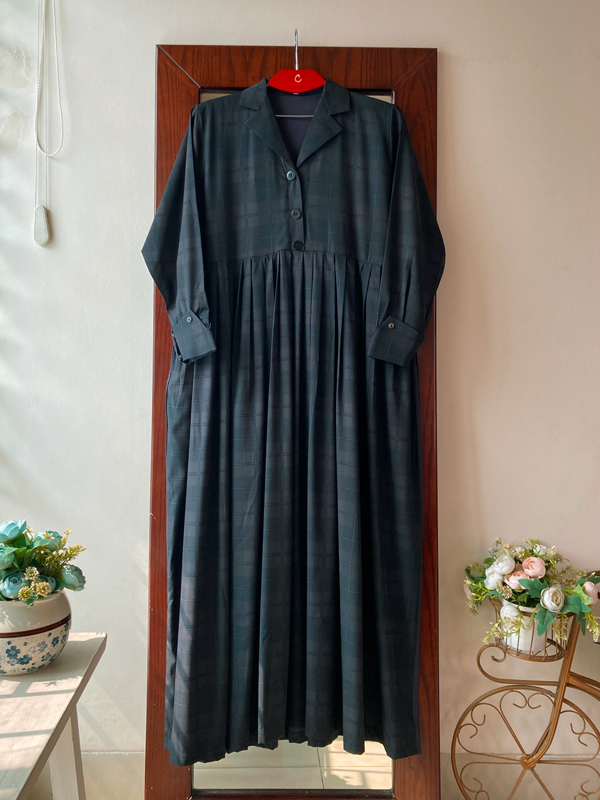 NAFIA GOWN MOSS GREEN