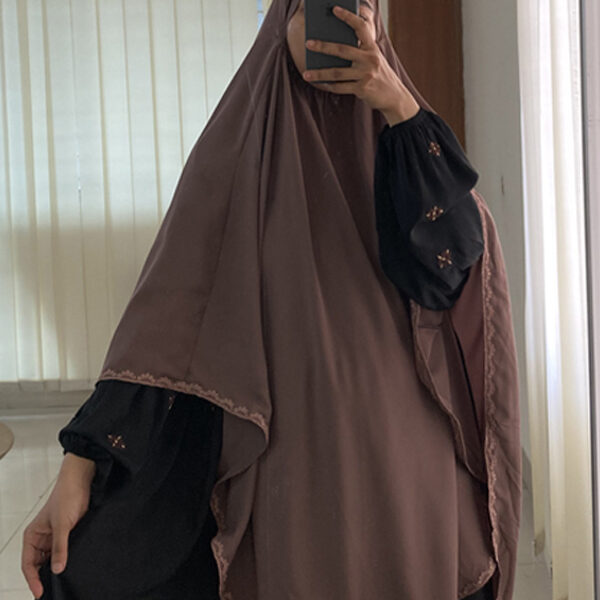 ZWAIRIYA KHIMAR