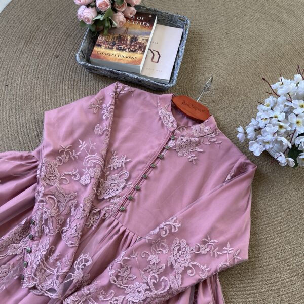 NAILA GOWN PINK